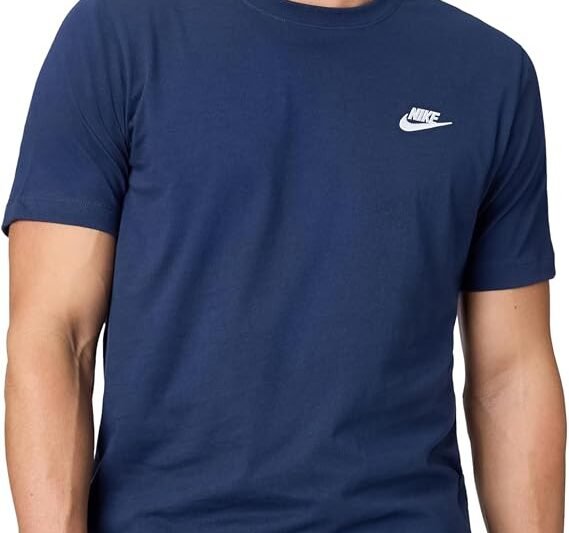 Nike Men’s Sportswear Club T-Shirt